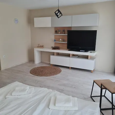 Ilarion 5 At Center Apartment