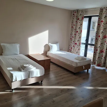 Apartment Ilarion 5 At Center Varna