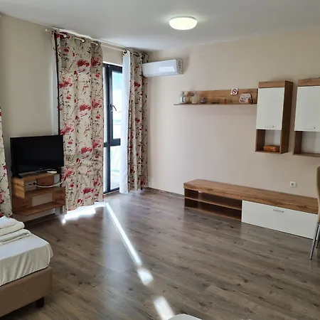 Ilarion 5 At Center * Varna