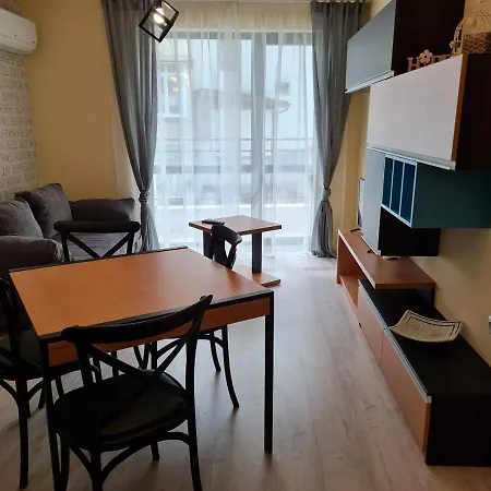 Ilarion 5 At Center Apartment *