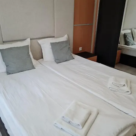 Ilarion 5 At Center Apartment