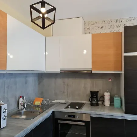 Apartment Ilarion 5 At Center Warna