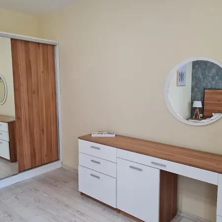 Ilarion 5 At Center Apartment *