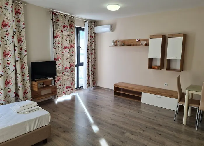 Ilarion 5 At Center * Varna